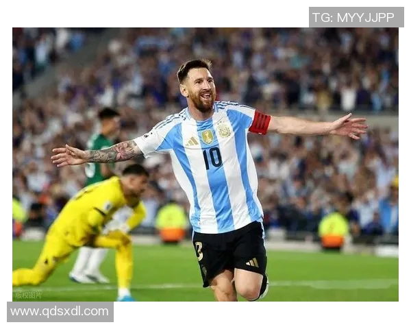 梅西足球技术解析：独特技巧与场上表现的深度剖析